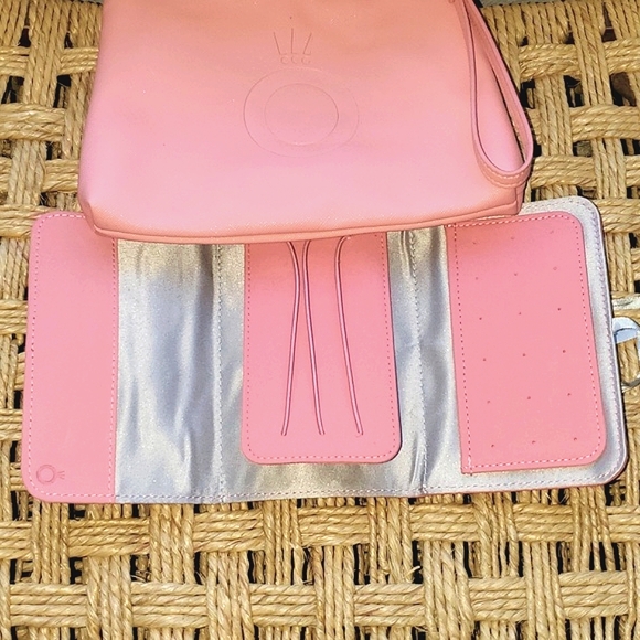 NWOT Pandora Travel Jewelry Organizer and Pouch with a Wristlet Strap - Picture 8 of 10
